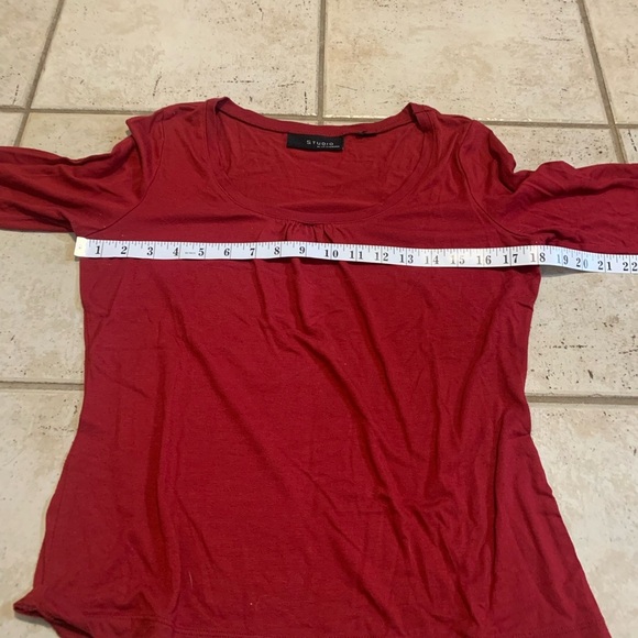 Deep Red 3/4 Sleeve Scoop Neck Top by Studio M - Picture 3 of 5
